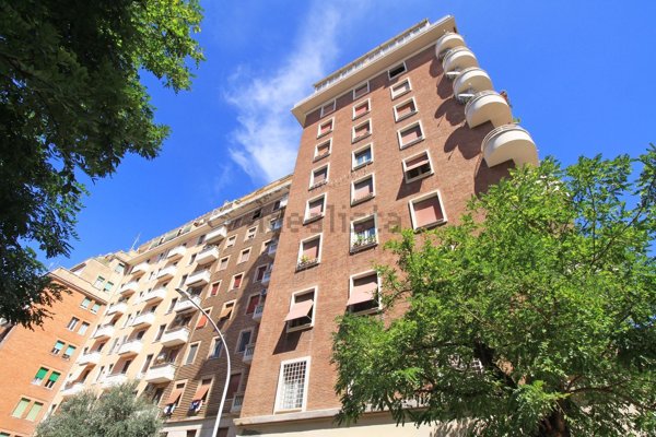 appartamento in vendita a Roma in zona Appio Latino