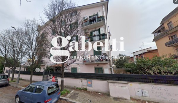 appartamento in vendita a Roma in zona Prenestino-Centocelle