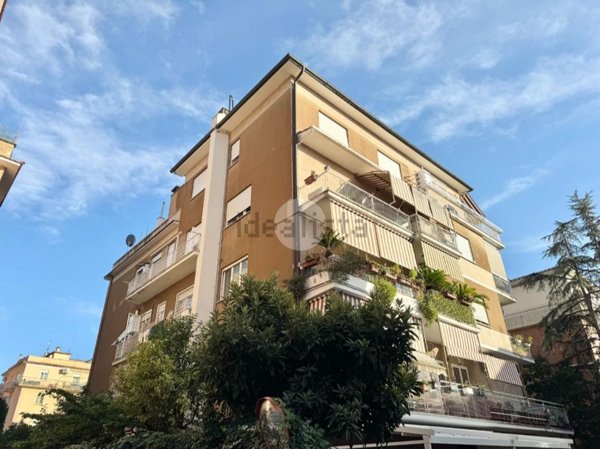 appartamento in vendita a Roma in zona Monte Sacro/Talenti