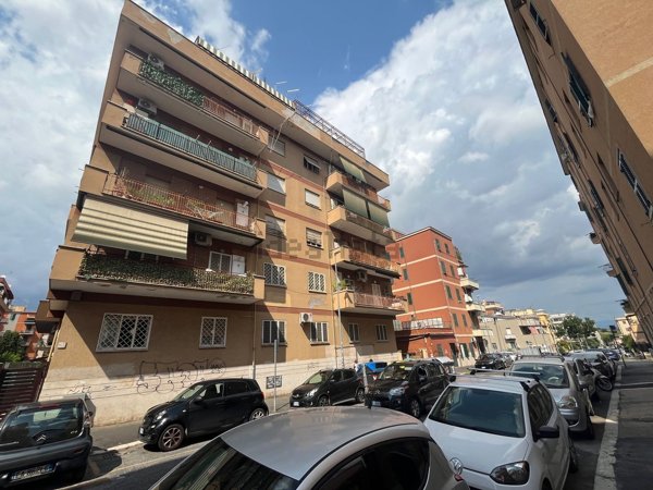 appartamento in vendita a Roma in zona Prenestino-Centocelle