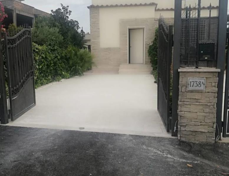 casa indipendente in vendita a Roma in zona Borghesiana
