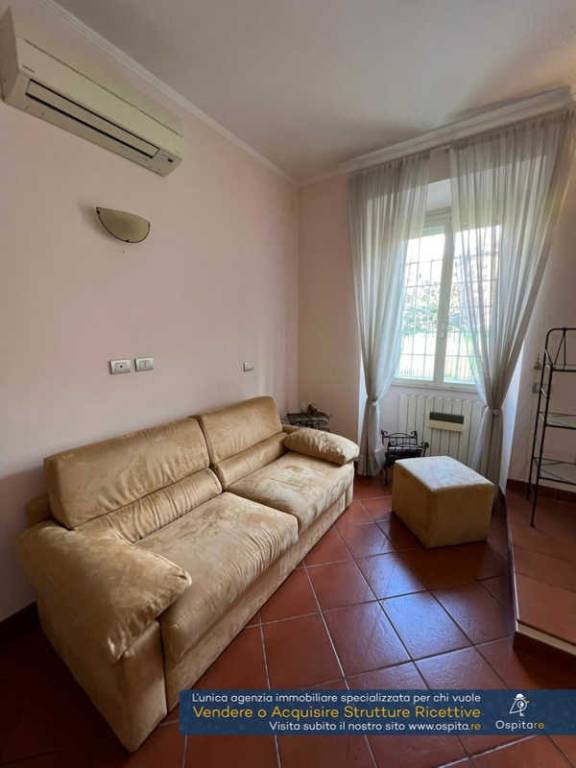 appartamento in vendita a Roma in zona Tuscolano