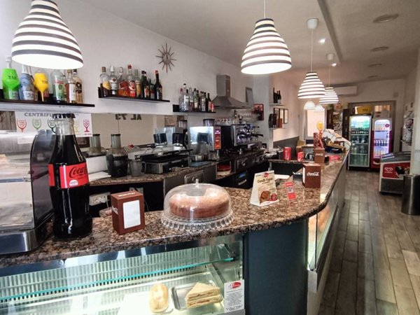 negozio in vendita a Roma in zona Trieste