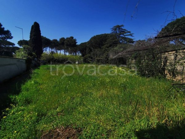 villa in vendita a Roma in zona Casal Palocco