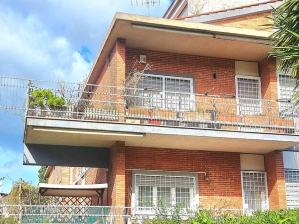 appartamento in vendita a Roma in zona EUR