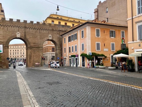 appartamento in vendita a Roma in zona Rione Borgo