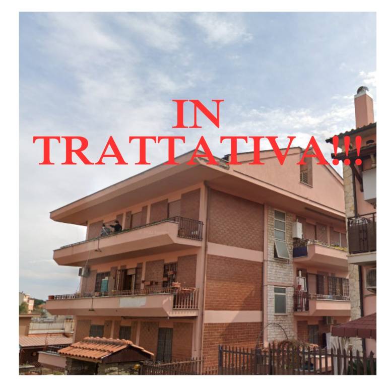 appartamento in vendita a Roma in zona Torre Maura
