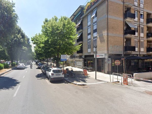 negozio in vendita a Roma in zona Gianicolense