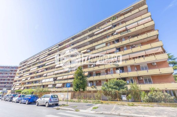appartamento in vendita a Roma in zona Cinecittà