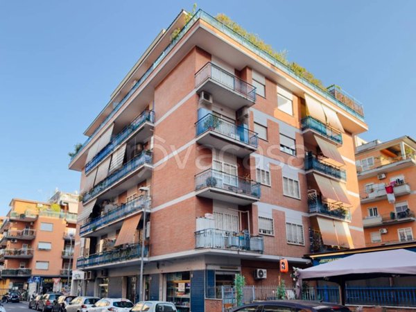appartamento in vendita a Roma in zona Prenestino-Labicano