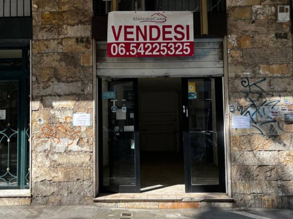negozio in vendita a Roma in zona Ostiense