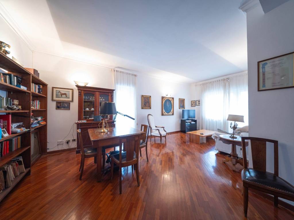 appartamento in vendita a Roma in zona Portuense