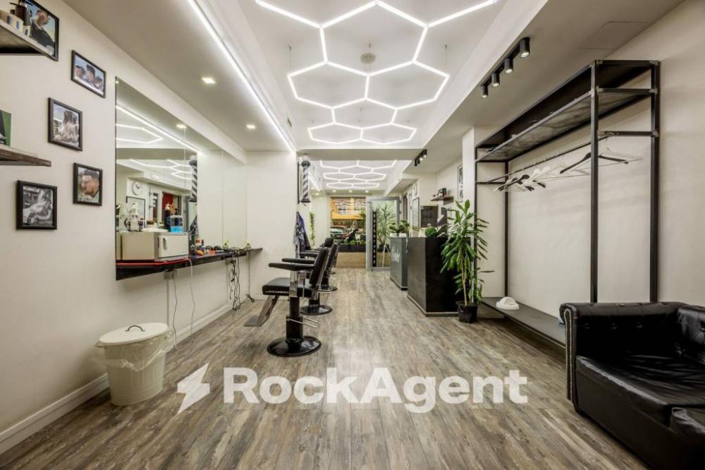 negozio in vendita a Roma in zona Portuense