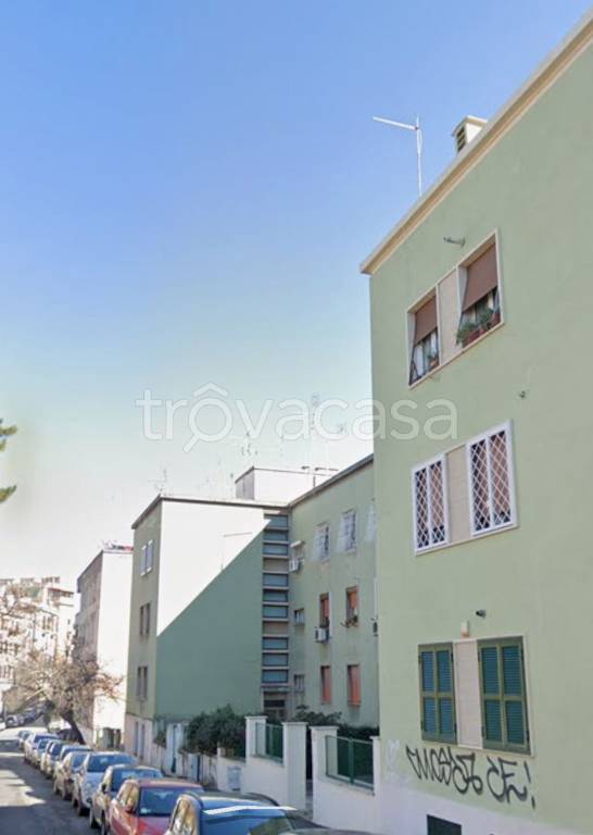 appartamento in vendita a Roma in zona Ostiense