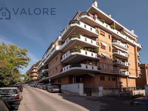 appartamento in vendita a Roma in zona Monte Sacro/Talenti