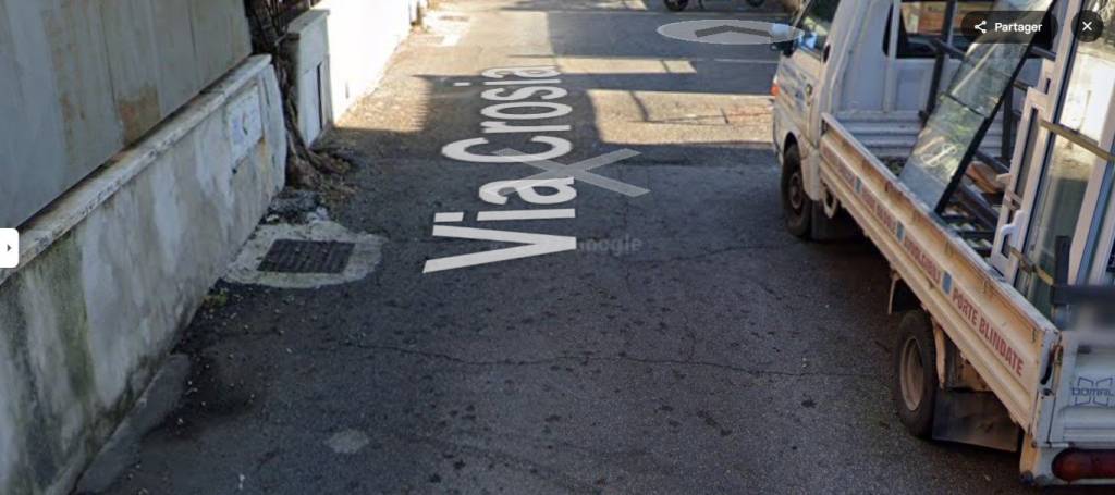 negozio in vendita a Roma in zona Appio Claudio