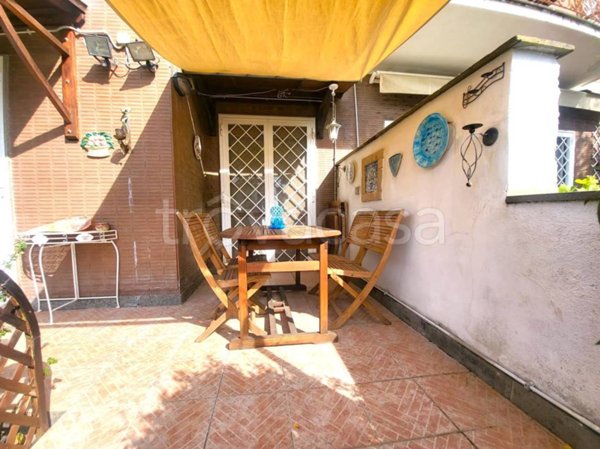 casa indipendente in vendita a Roma in zona Axa
