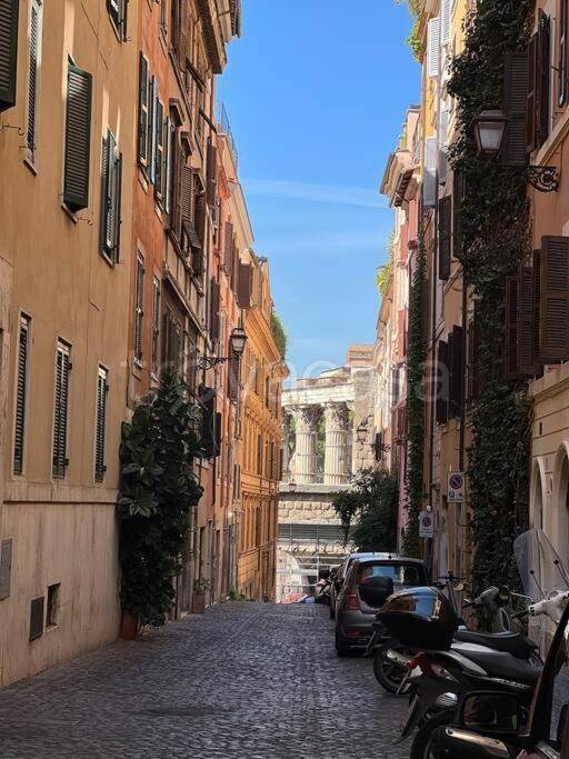appartamento in vendita a Roma in zona Rione Monti/Campitelli