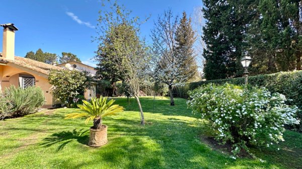 casa indipendente in vendita a Roma in zona Olgiata