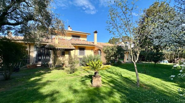 casa indipendente in vendita a Roma in zona Olgiata