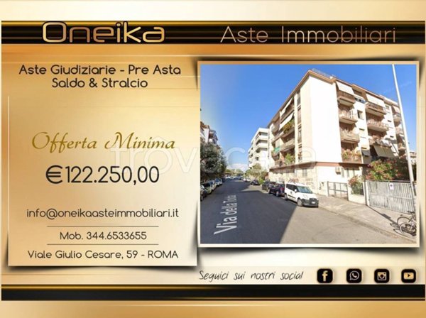 appartamento in vendita a Roma in zona Ostia
