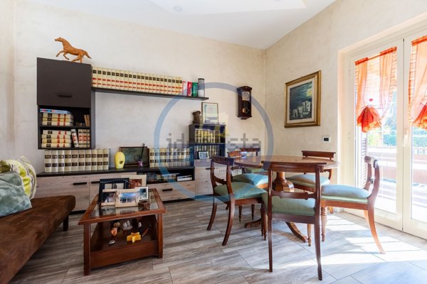 casa indipendente in vendita a Roma in zona Acilia