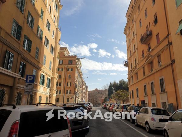 appartamento in vendita a Roma in zona Tuscolano