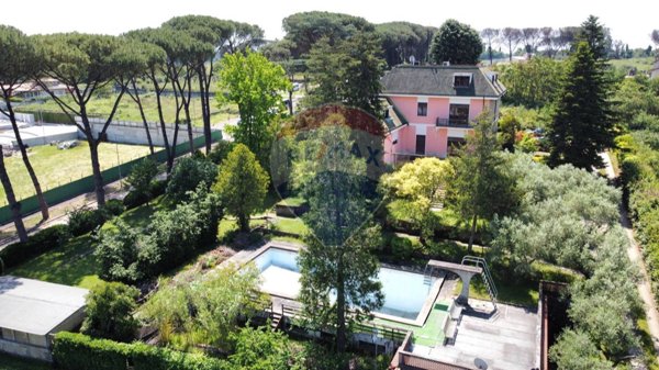 casa indipendente in vendita a Roma in zona Grottarossa