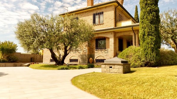 casa indipendente in vendita a Roma in zona Dragona/Bagnoletto