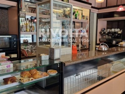 locale commerciale in vendita a Roma in zona Trieste