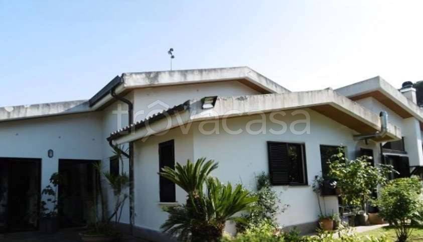 casa indipendente in vendita a Roma in zona Olgiata