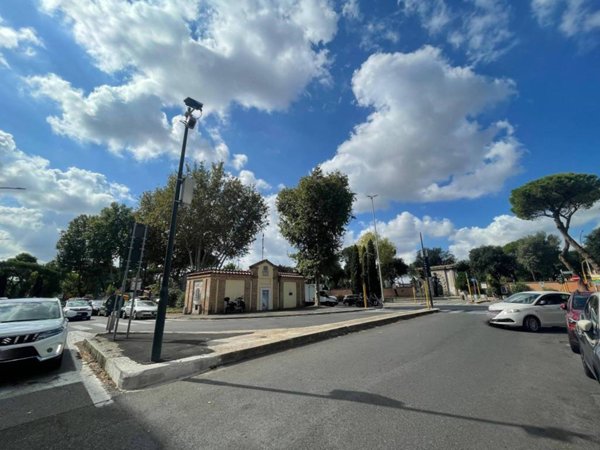 negozio in vendita a Roma in zona Aurelio