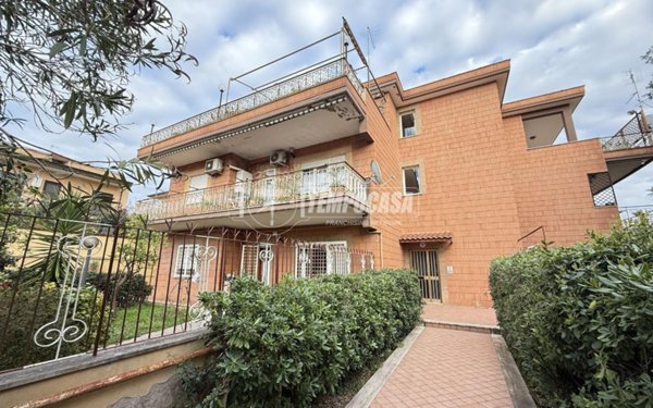 appartamento in vendita a Roma in zona Palmarola