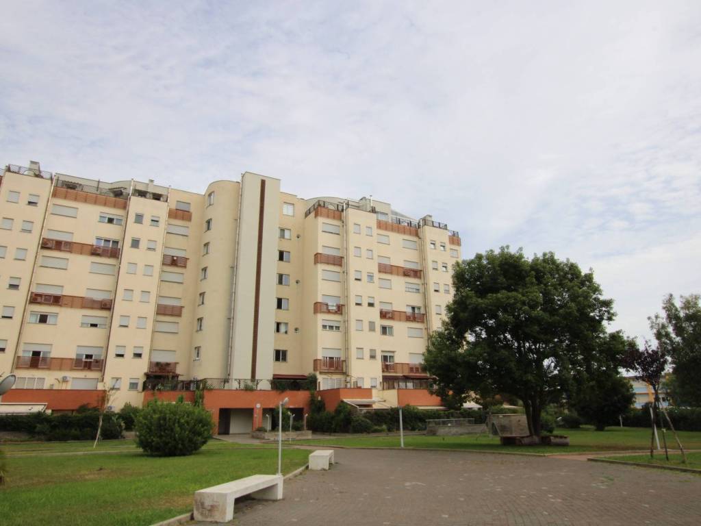 appartamento in vendita a Roma in zona Ostia Antica