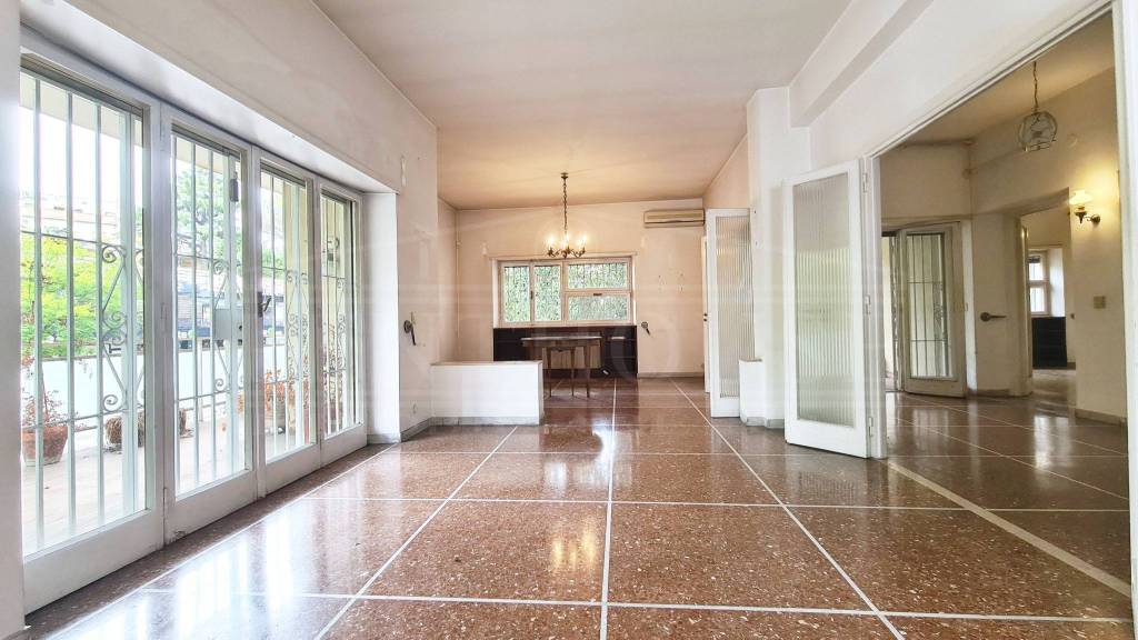 appartamento in vendita a Roma in zona EUR