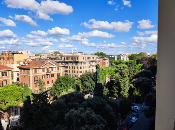 appartamento in vendita a Roma in zona Della Vittoria