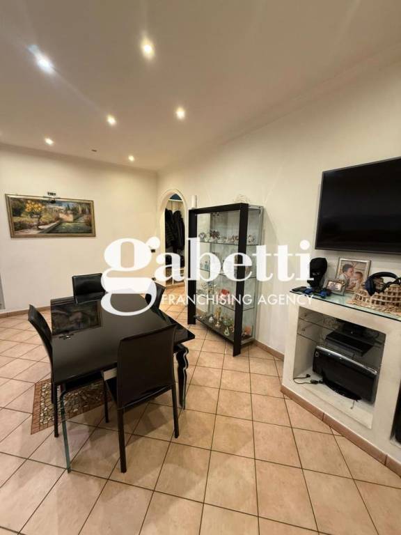 appartamento in vendita a Roma in zona Prenestino-Centocelle