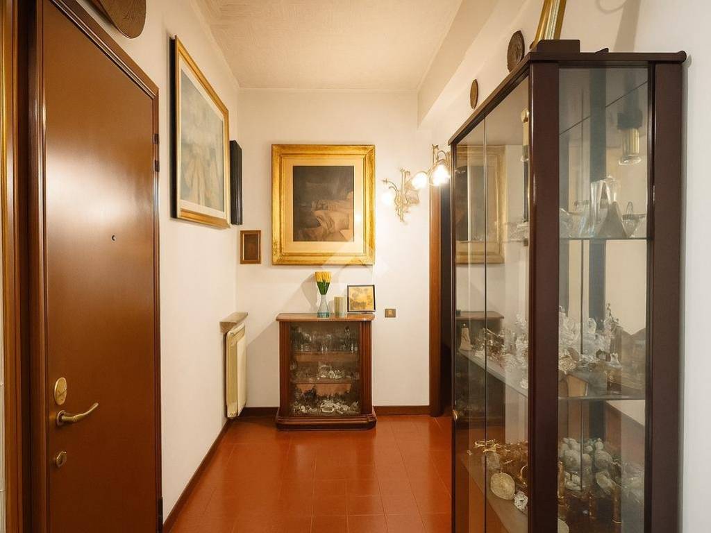 appartamento in vendita a Roma in zona Cinecittà