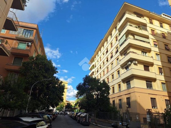 appartamento in vendita a Roma in zona Tuscolano