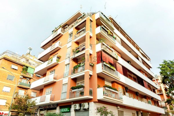 appartamento in vendita a Roma in zona Collatino