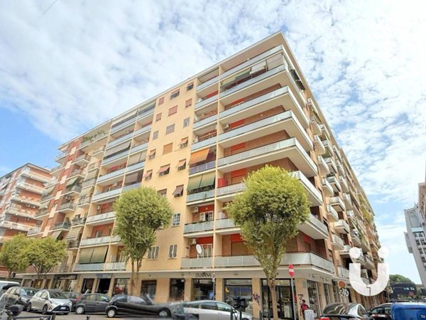 appartamento in vendita a Roma in zona Ostiense