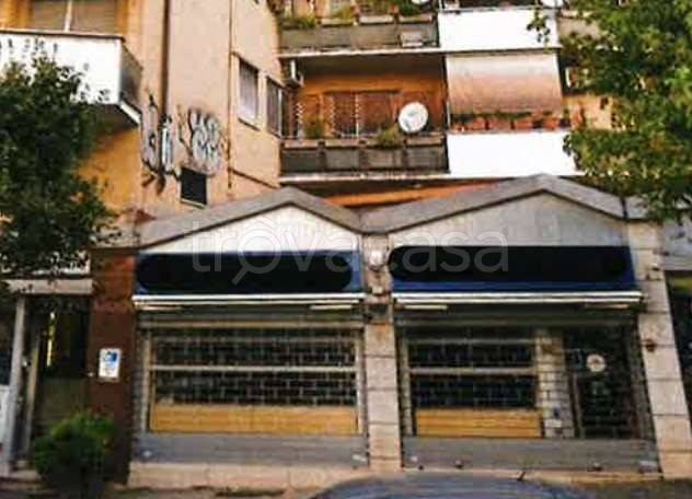 negozio in vendita a Roma in zona Trieste
