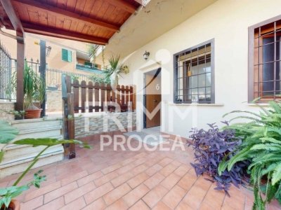 casa indipendente in vendita a Roma in zona Lunghezza