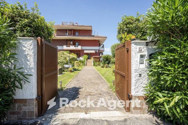 appartamento in vendita a Roma in zona Torrevecchia