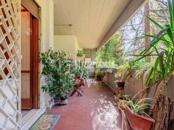 appartamento in vendita a Roma in zona EUR