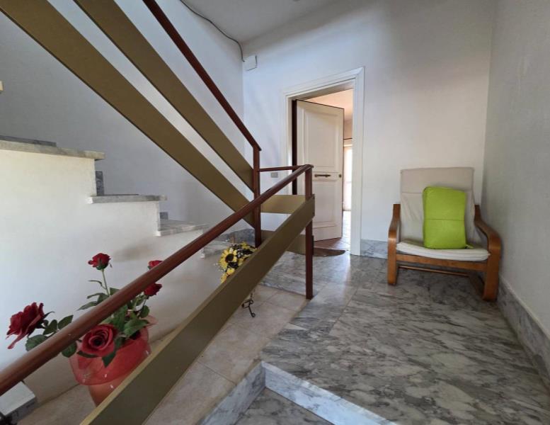 appartamento in vendita a Roma in zona Ostia Antica