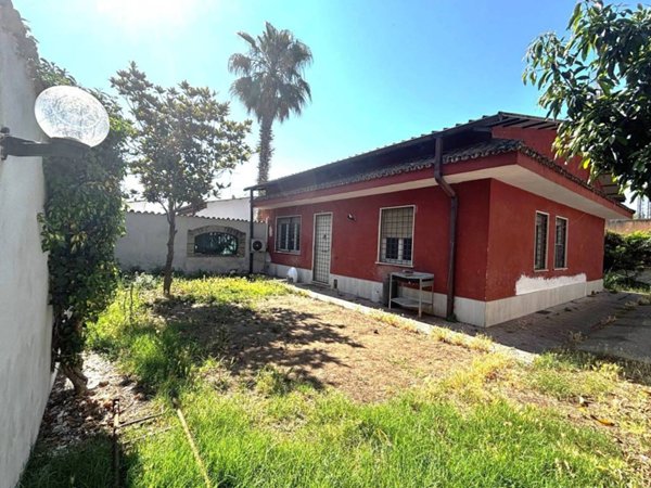casa indipendente in vendita a Roma in zona Labaro
