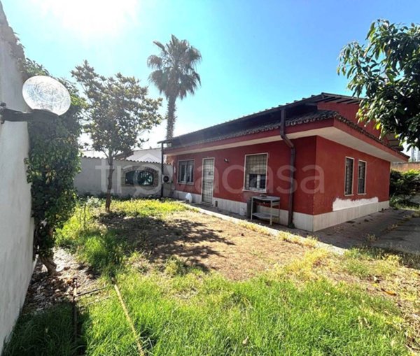 casa indipendente in vendita a Roma in zona Prima Porta
