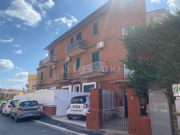 appartamento in vendita a Roma in zona Torrevecchia