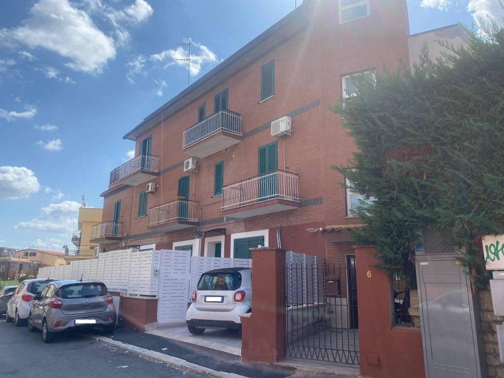 appartamento in vendita a Roma in zona Montespaccato